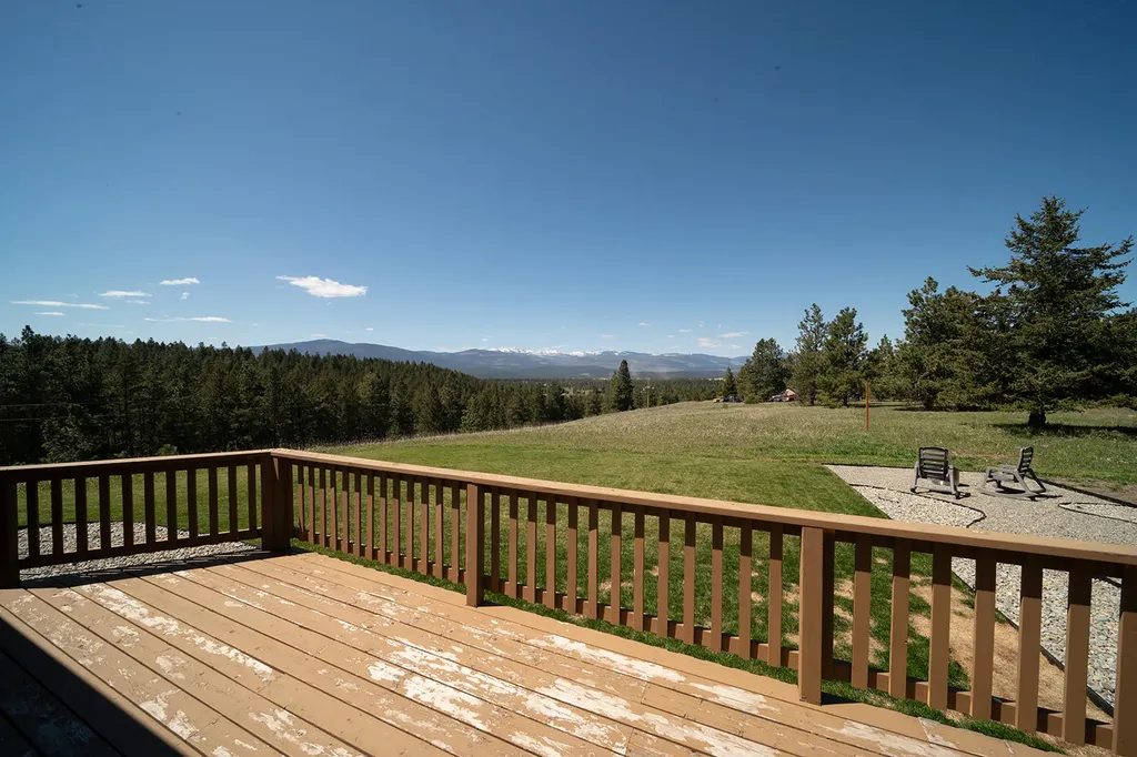 117 Happy Hollow Eureka MT 59917