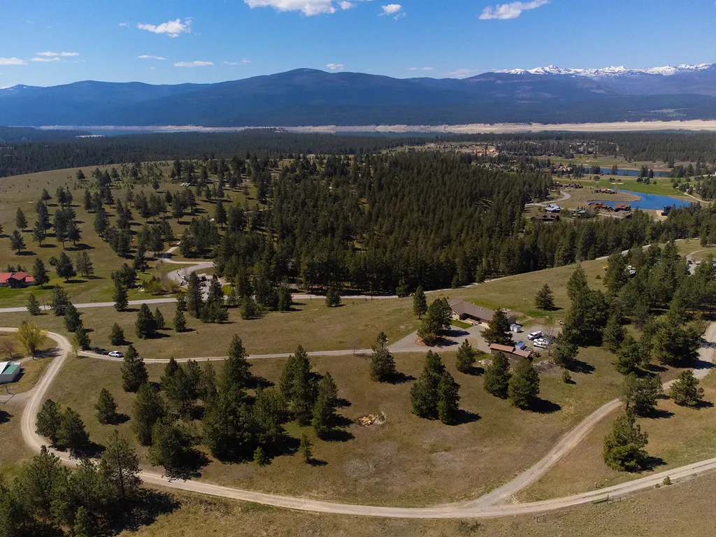 117 Happy Hollow Eureka MT 59917