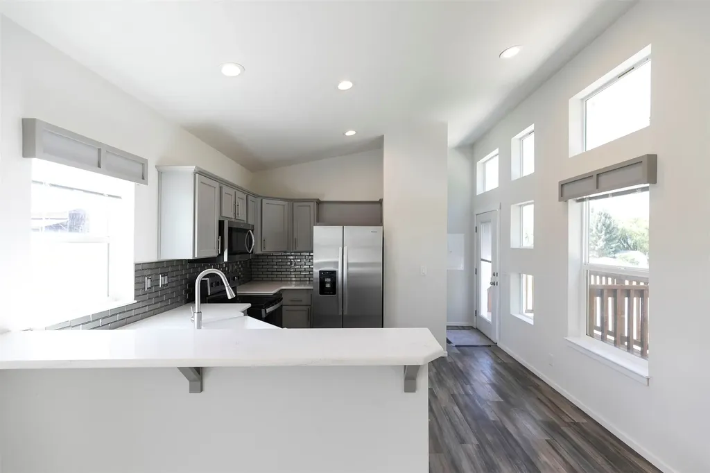 514 Hamilton Heights Road Corvallis MT 59828