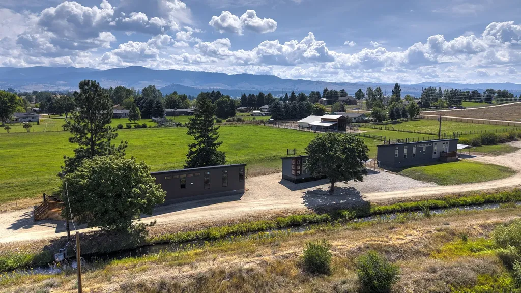 514 Hamilton Heights Road Corvallis MT 59828