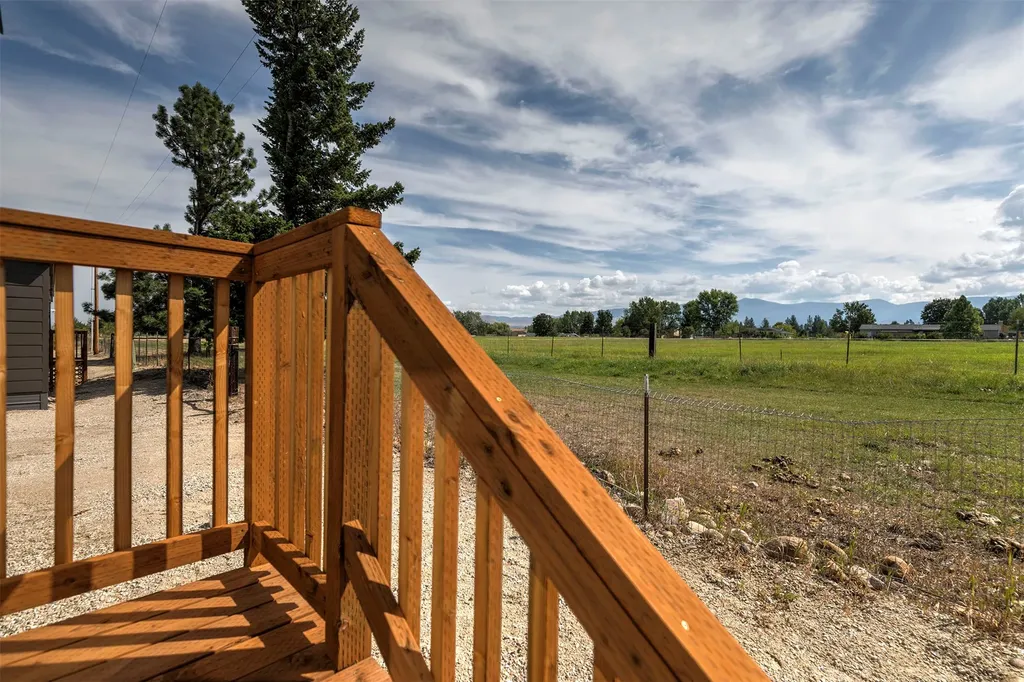 514 Hamilton Heights Road Corvallis MT 59828