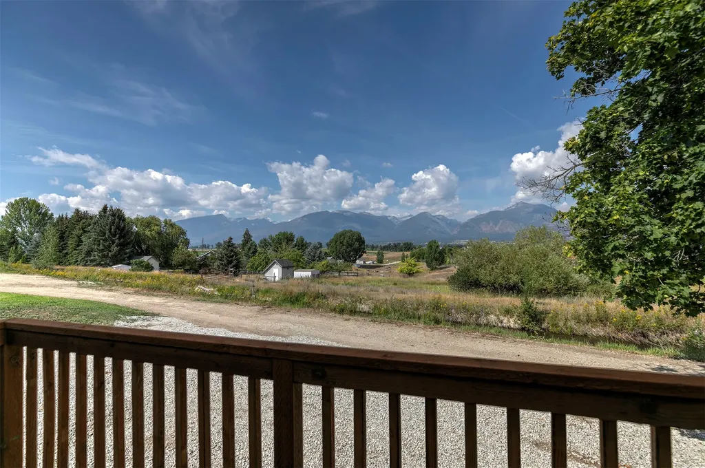 514 Hamilton Heights Road Corvallis MT 59828