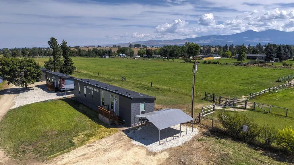 514 Hamilton Heights Road Corvallis MT 59828