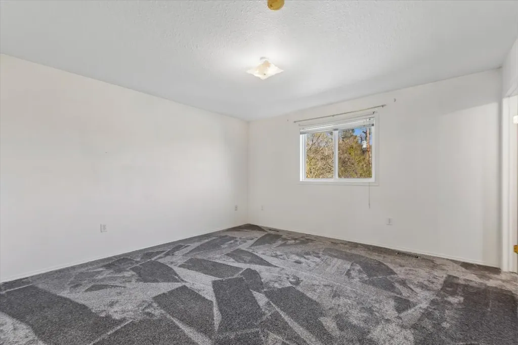 112 6th Avenue E Eureka MT 59917