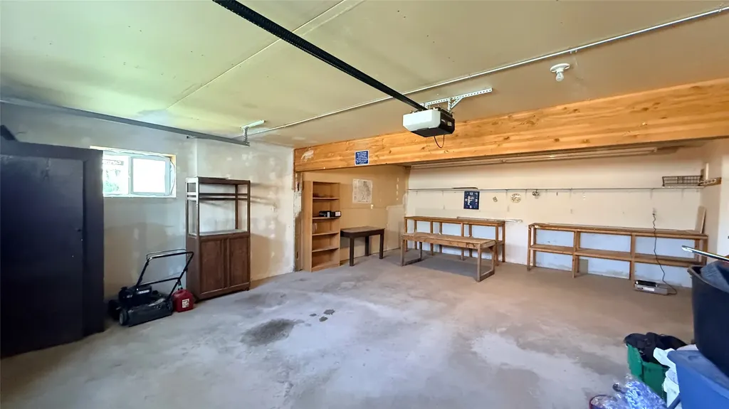 112 6th Avenue E Eureka MT 59917