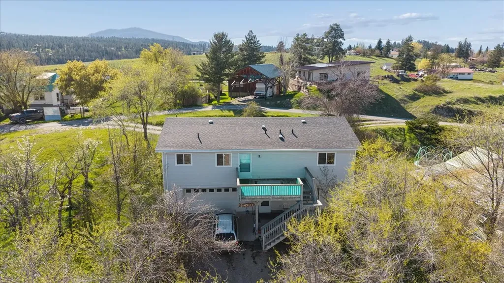 112 6th Avenue E Eureka MT 59917