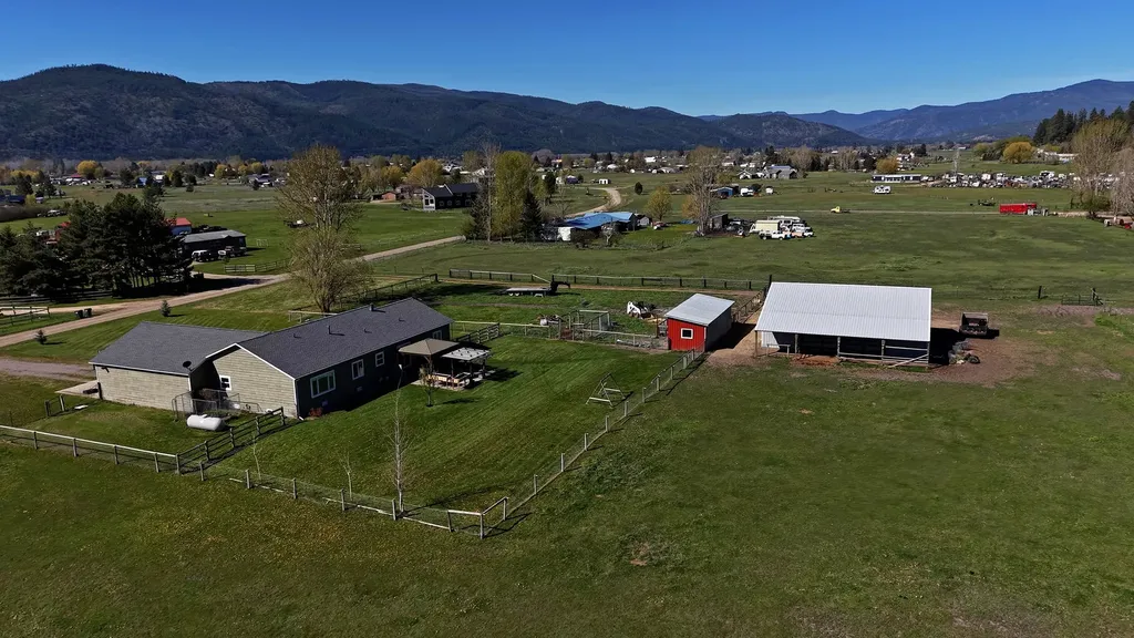 18780 Moonlight Drive Frenchtown MT 59834