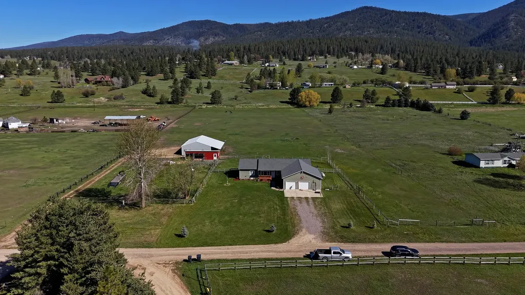 18780 Moonlight Drive Frenchtown MT 59834
