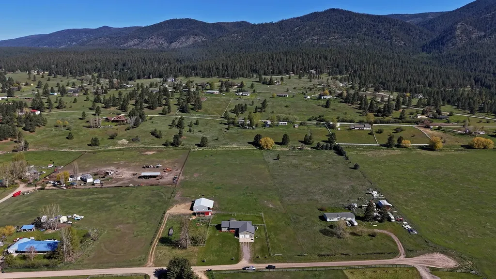 18780 Moonlight Drive Frenchtown MT 59834