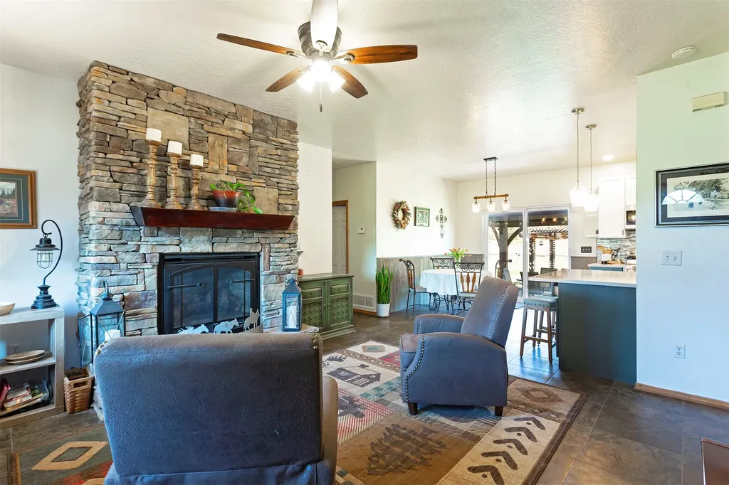 18780 Moonlight Drive Frenchtown MT 59834