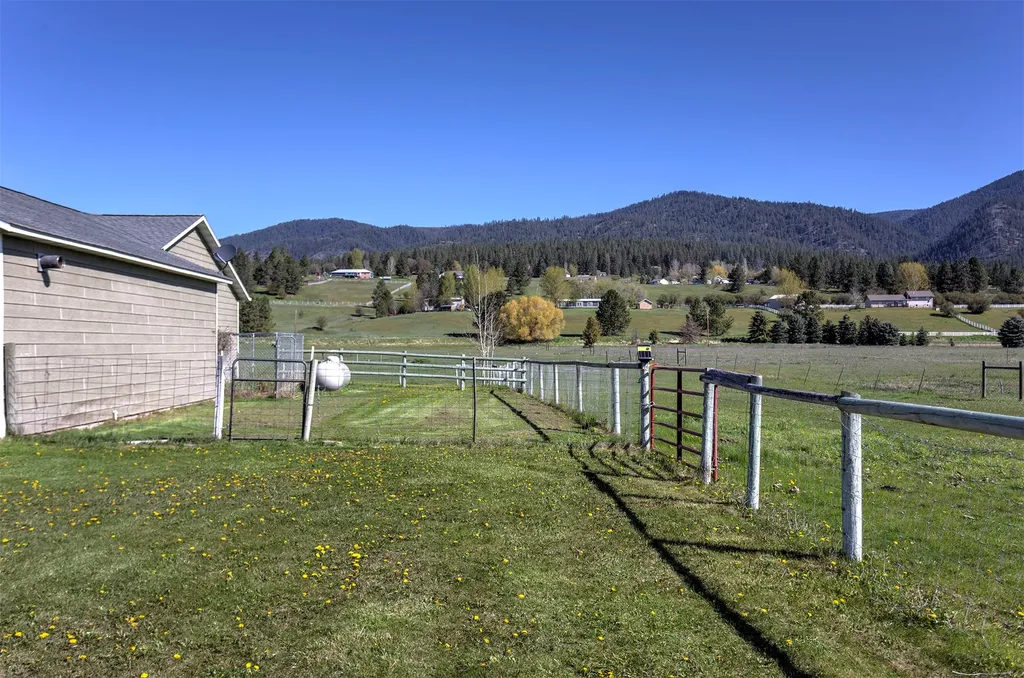 18780 Moonlight Drive Frenchtown MT 59834