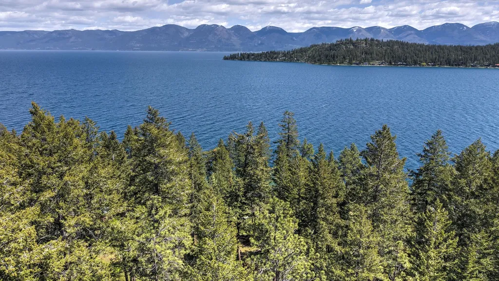 28036 White Swan Lane Polson MT 59860