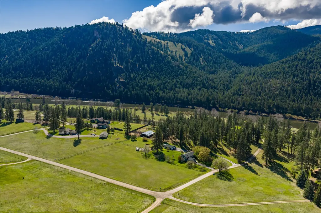 14880 Big Horn Road Huson MT 59846
