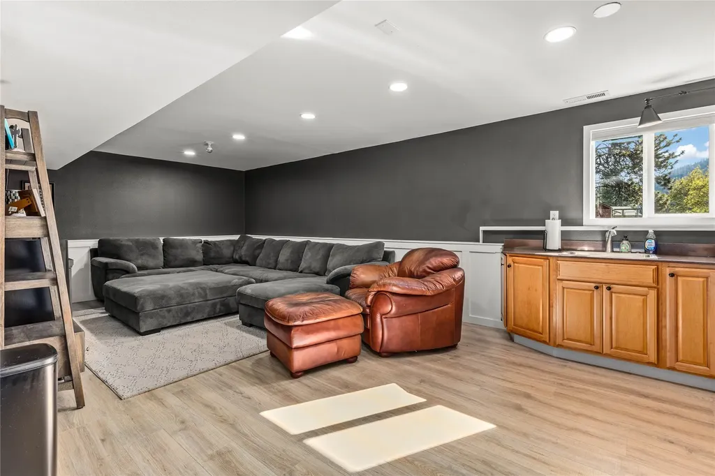 14880 Big Horn Road Huson MT 59846