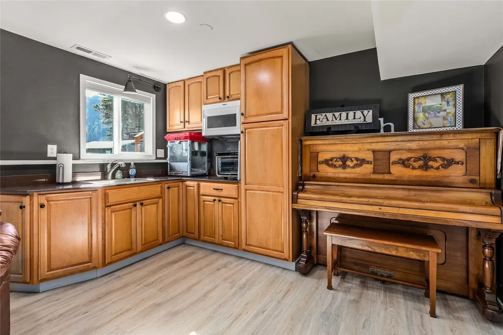 14880 Big Horn Road Huson MT 59846