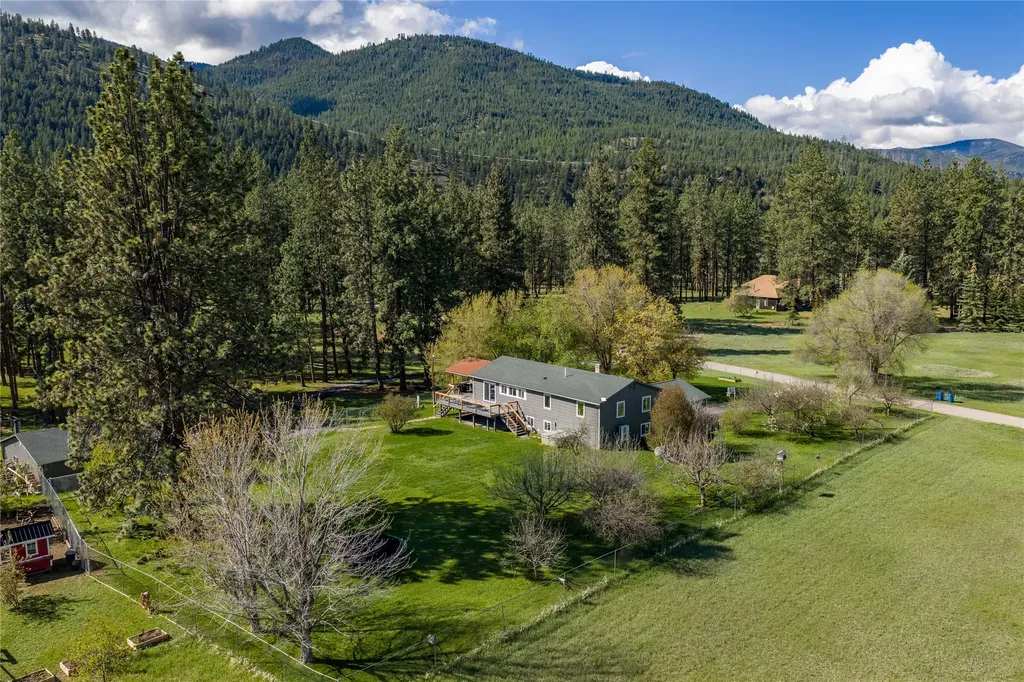 14880 Big Horn Road Huson MT 59846