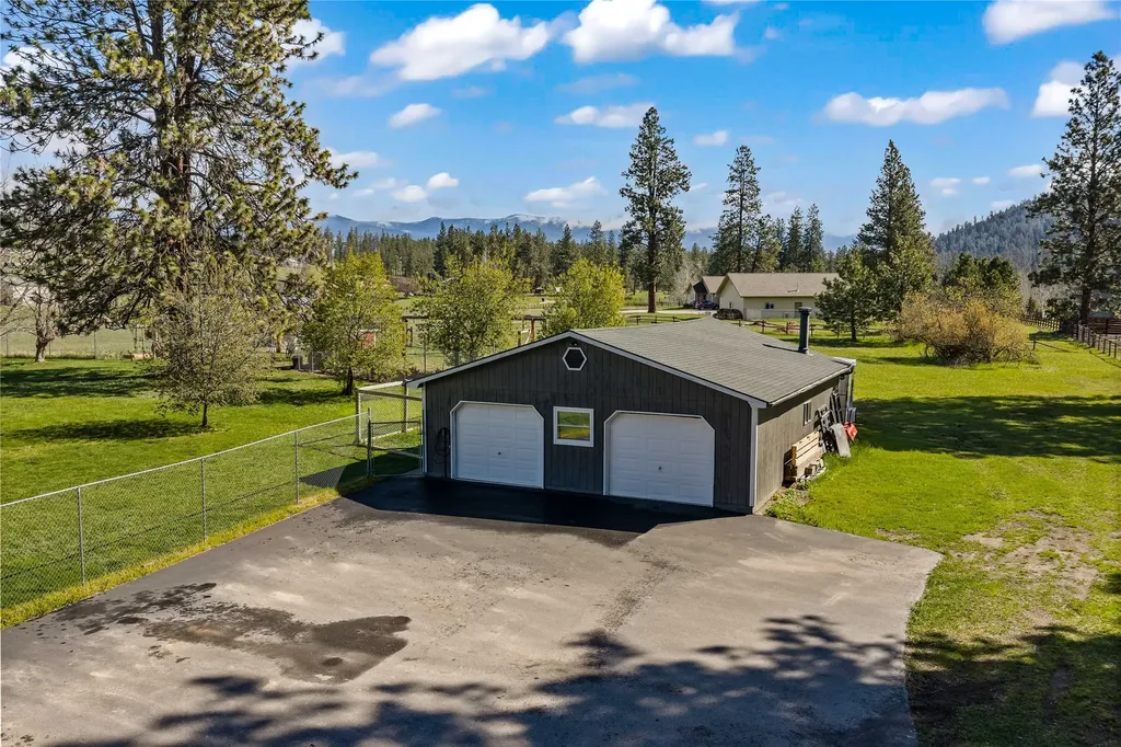 14880 Big Horn Road Huson MT 59846