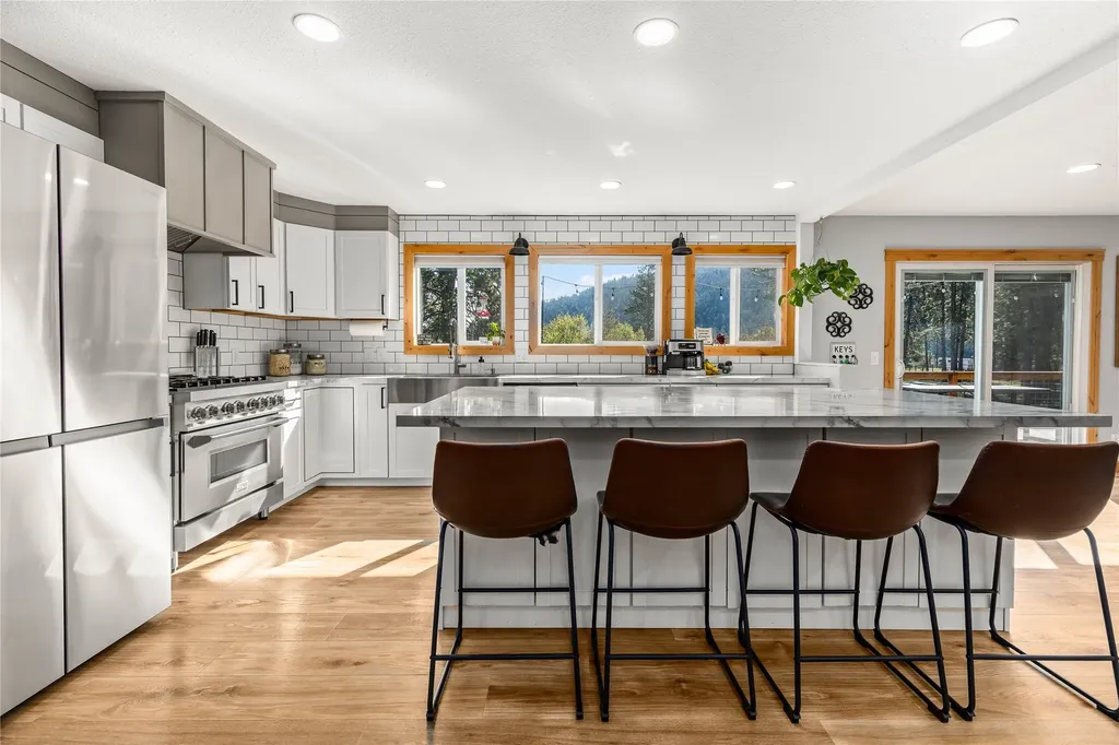14880 Big Horn Road Huson MT 59846