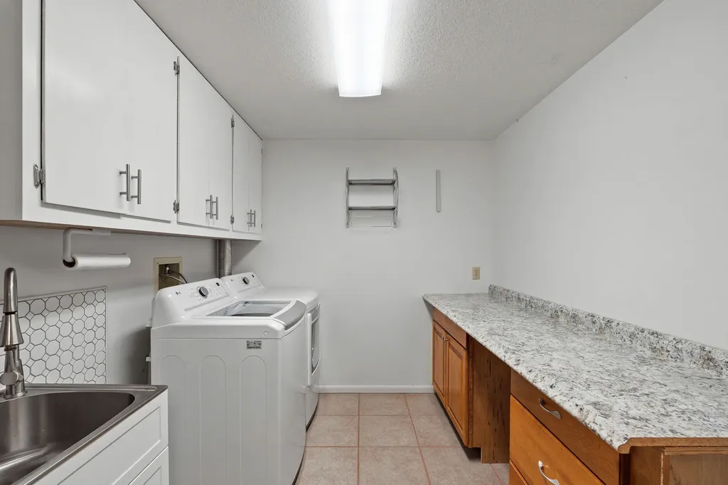 1130 Echo Lake Road Bigfork MT 59911