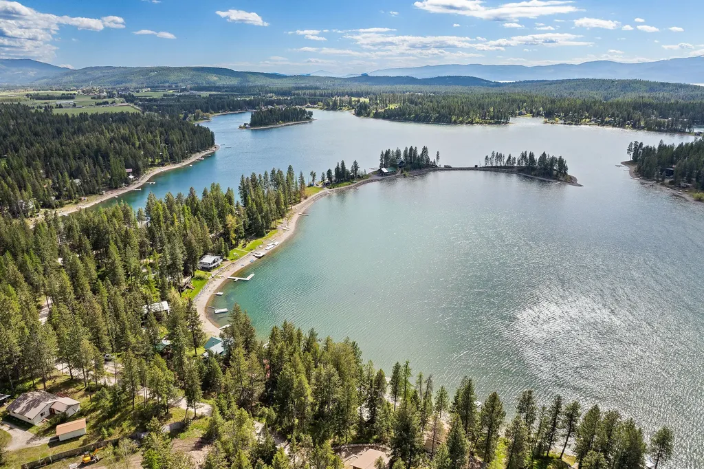 1130 Echo Lake Road Bigfork MT 59911