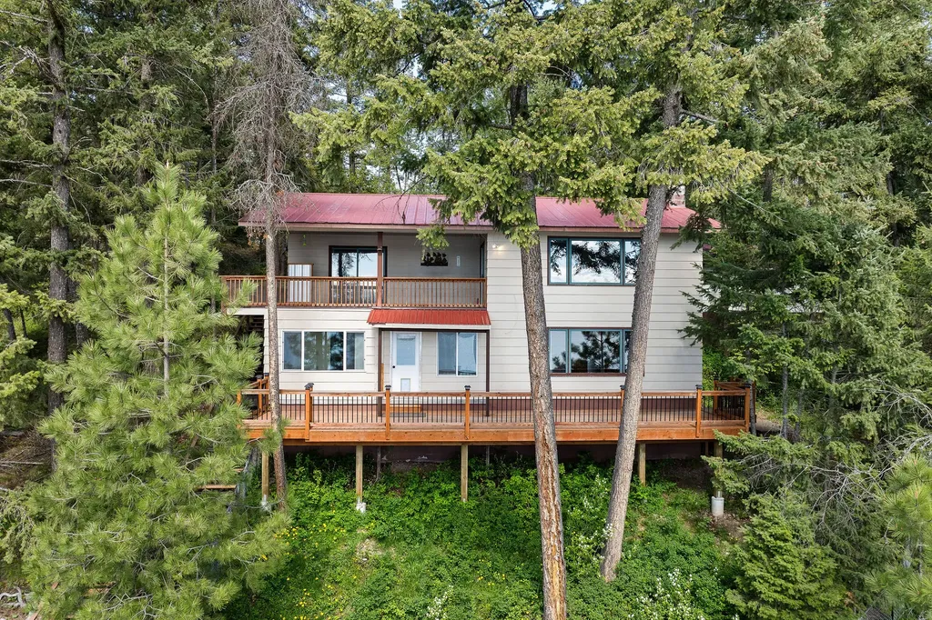 1130 Echo Lake Road Bigfork MT 59911
