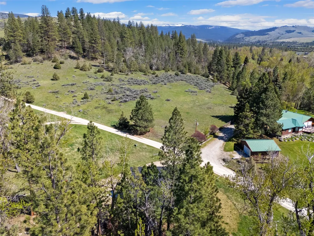 3205 Quiet Place Stevensville MT 59870