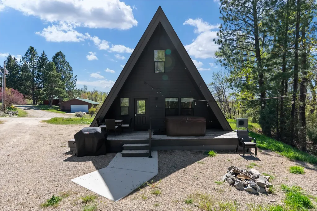 3205 Quiet Place Stevensville MT 59870