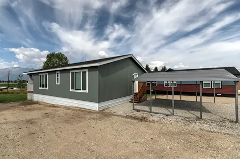 514 Hamilton Heights Road Corvallis MT 59828