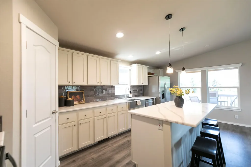 514 Hamilton Heights Road Corvallis MT 59828