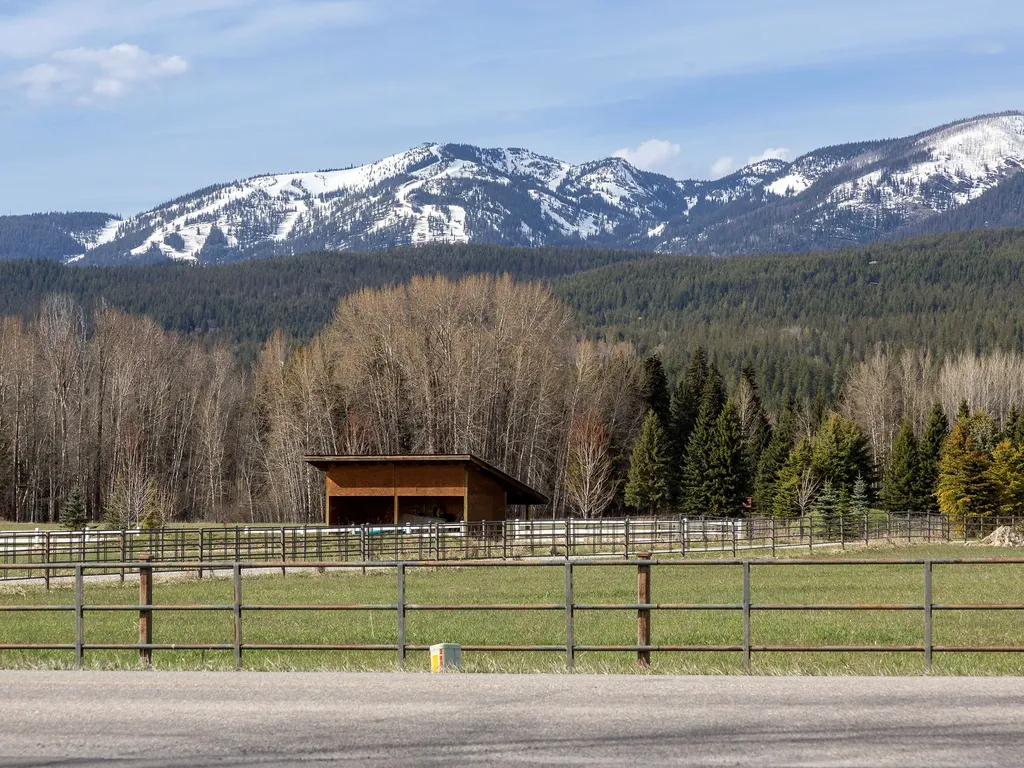 1455 E Edgewood Drive Whitefish MT 59937