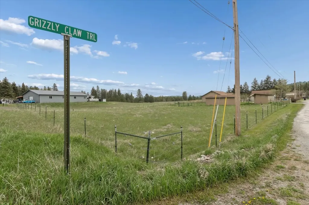 125 Grizzly Claw Trail Kalispell MT 59901