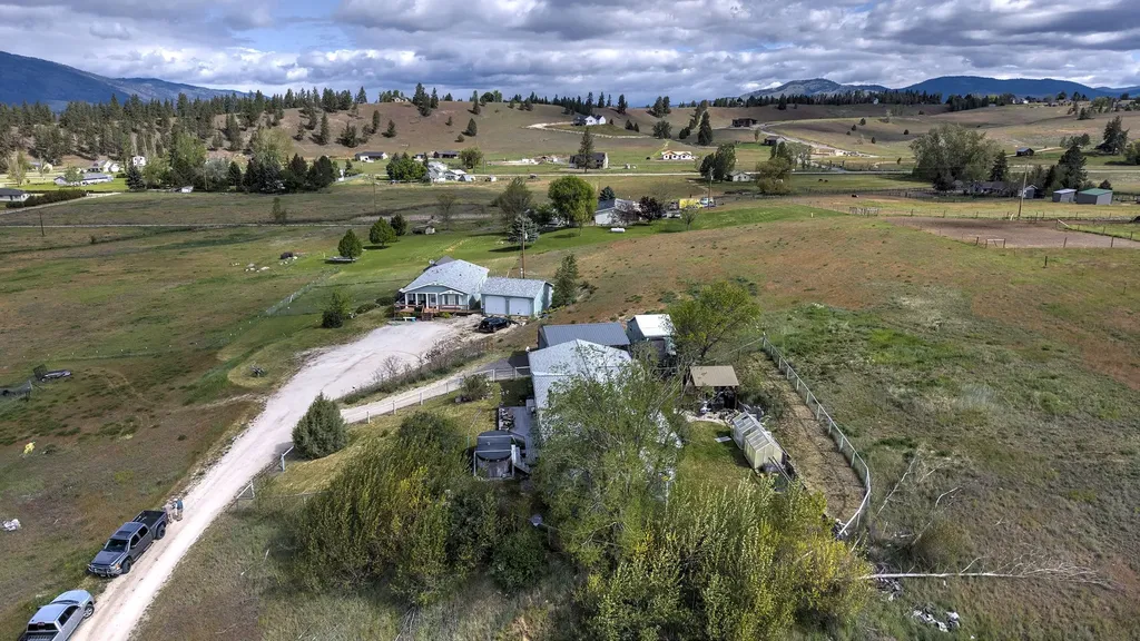 4721 Teddy Bear Lane Stevensville MT 59870