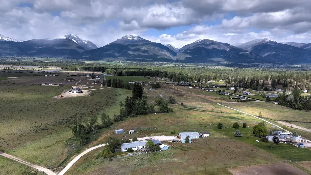 4721 Teddy Bear Lane Stevensville MT 59870
