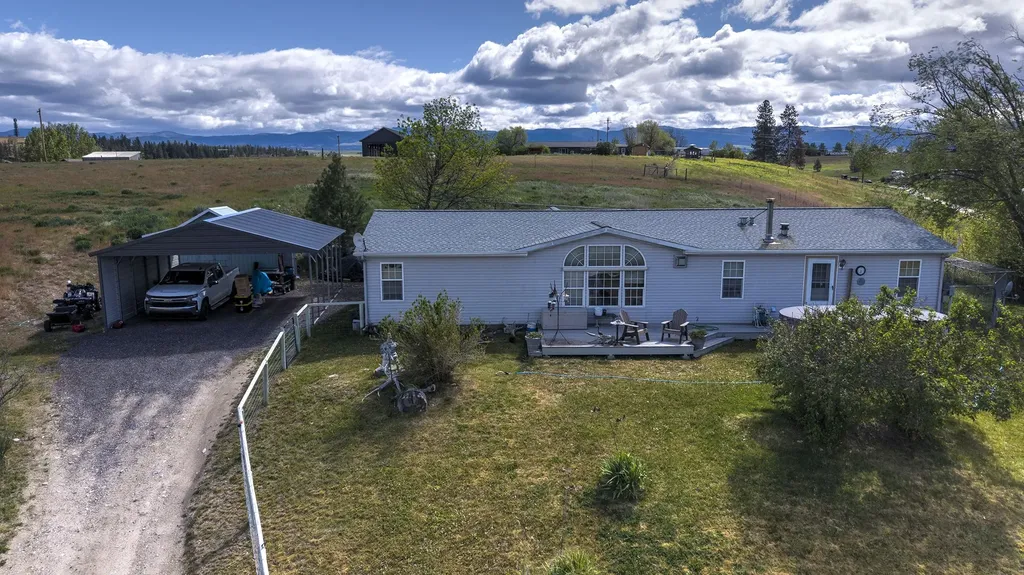 4721 Teddy Bear Lane Stevensville MT 59870