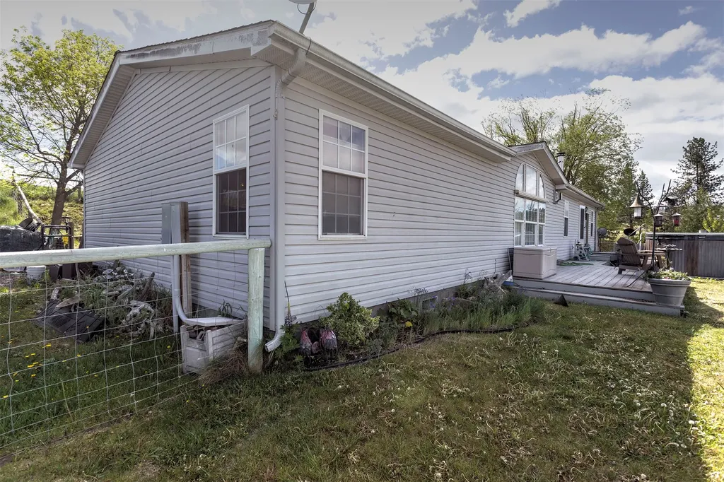 4721 Teddy Bear Lane Stevensville MT 59870