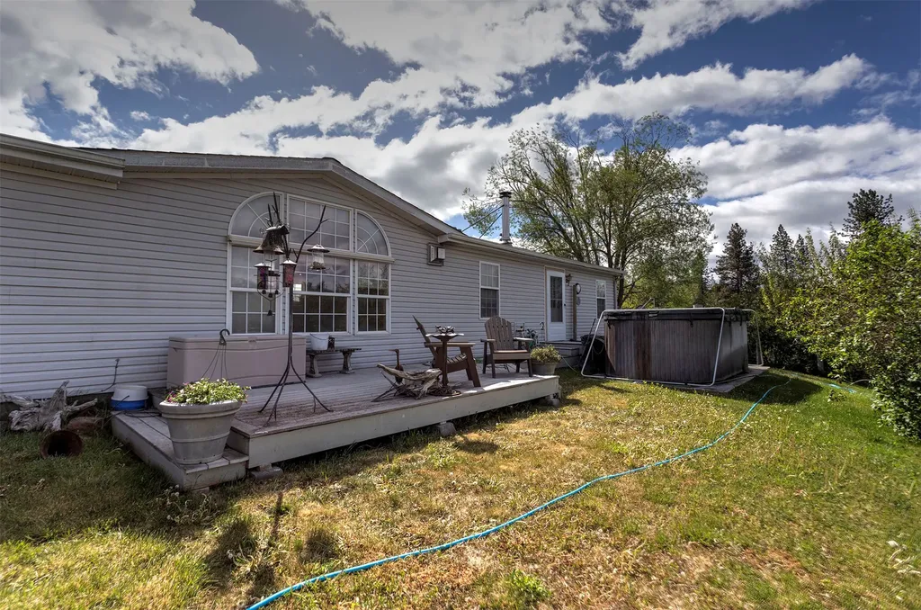 4721 Teddy Bear Lane Stevensville MT 59870