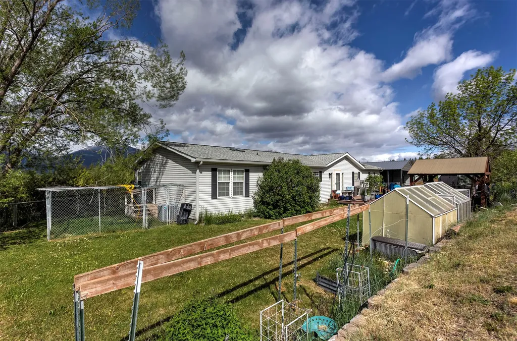 4721 Teddy Bear Lane Stevensville MT 59870