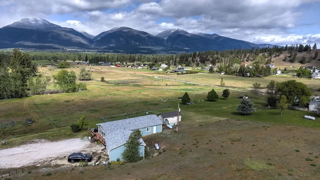 4721 Teddy Bear Lane Stevensville MT 59870