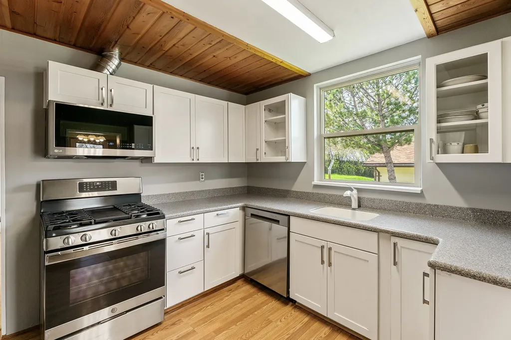 1043 5th Avenue Helena MT 59601