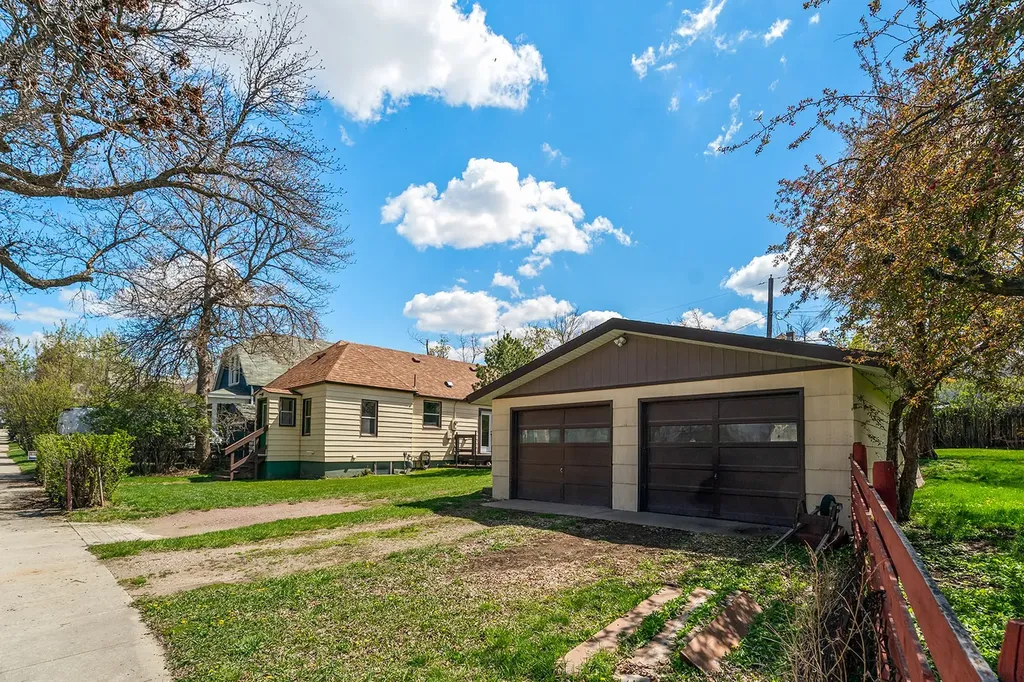1043 5th Avenue Helena MT 59601