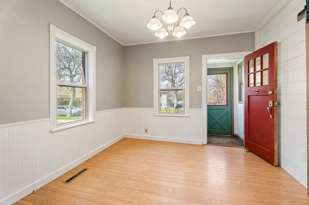 1043 5th Avenue Helena MT 59601