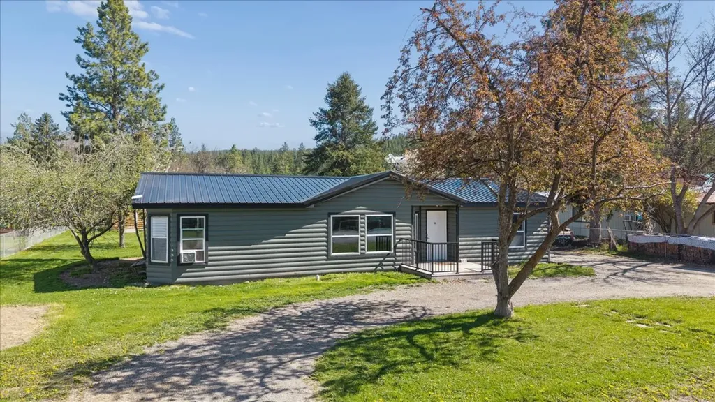 261 Gateway Street Rexford MT 59930