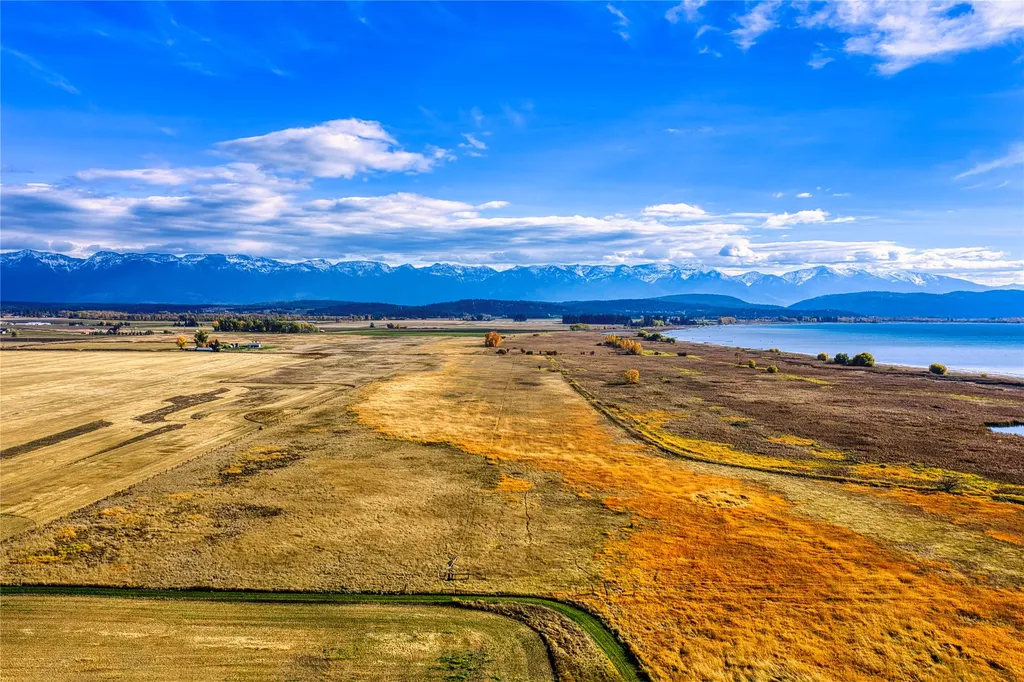 1040 Mt Highway 82 Somers MT 59932