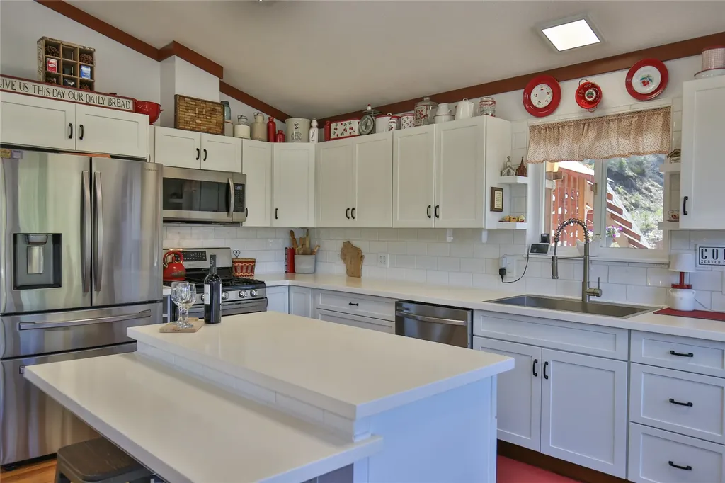 57 Hope Valley Road Trout Creek MT 59874