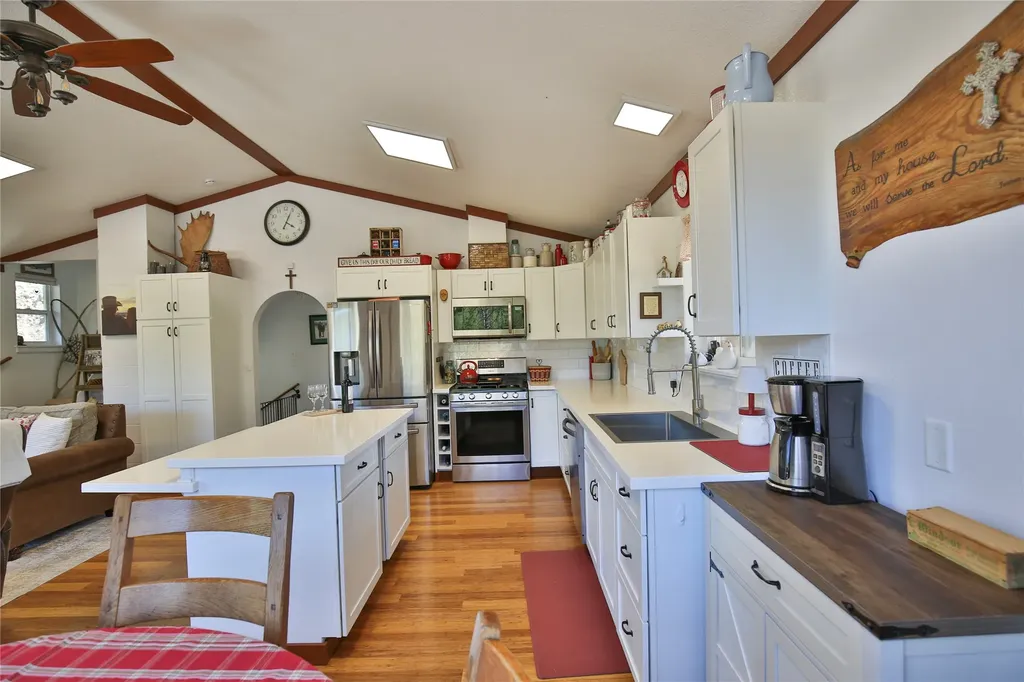 57 Hope Valley Road Trout Creek MT 59874