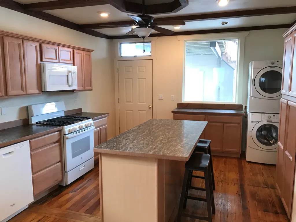 633 S Main Street Butte MT 59701