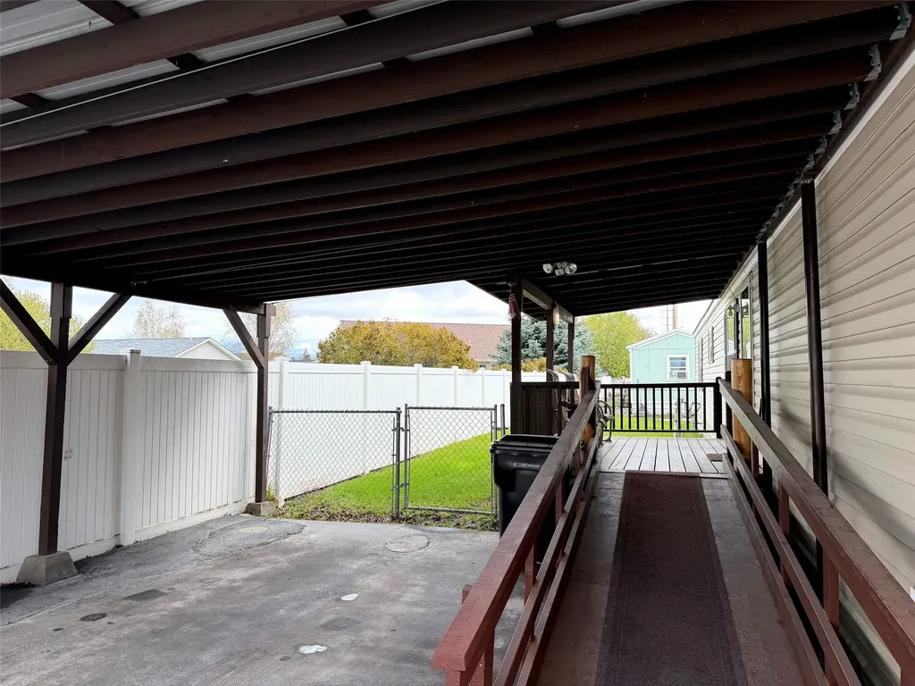 1717 S Woodland Drive Kalispell MT 59901