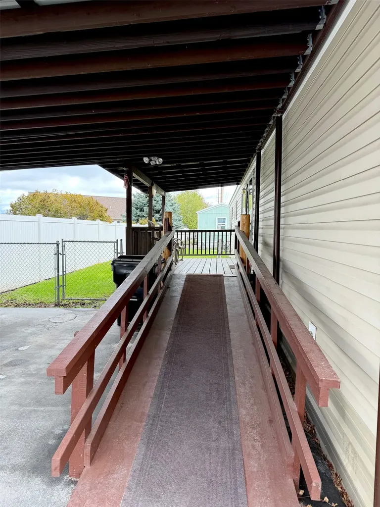 1717 S Woodland Drive Kalispell MT 59901