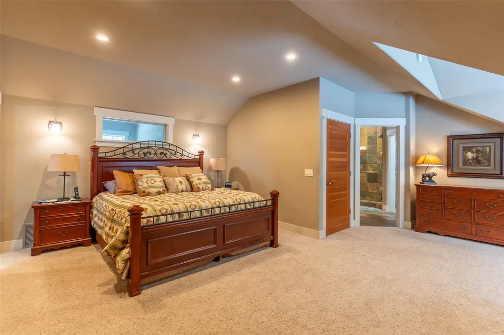 935 Pack Rat Lane Whitefish MT 59937