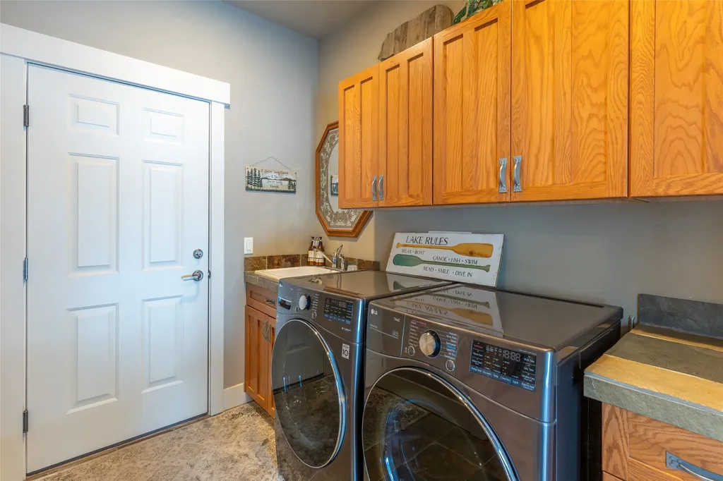935 Pack Rat Lane Whitefish MT 59937